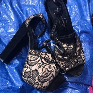 Jessica Simpson platforms
